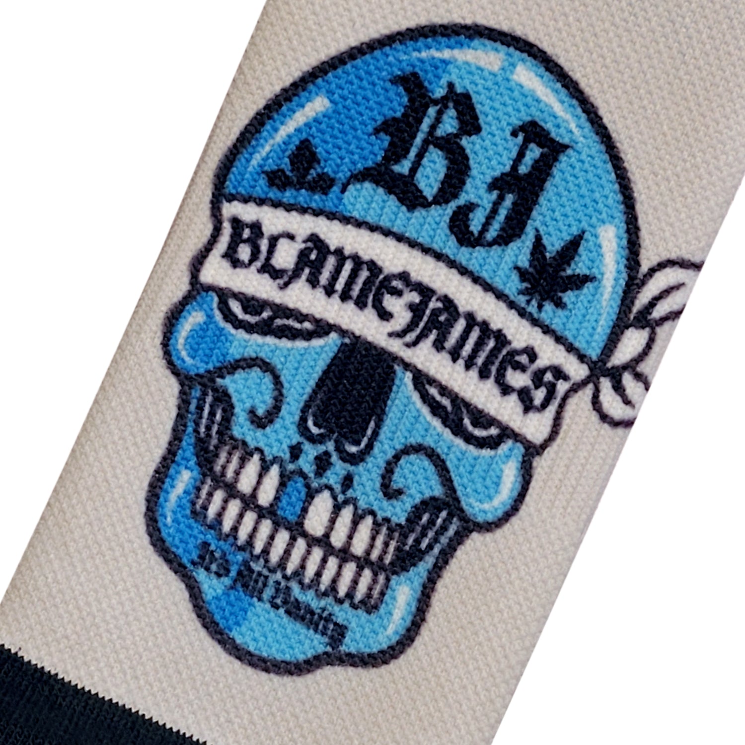 skull socks